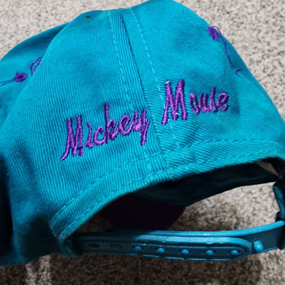 Vintage Disney Mickey Mouse Embroidery Baseball Hat - Picture 4 of 5